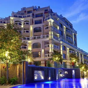 La Luxury Nisipurile de Aur